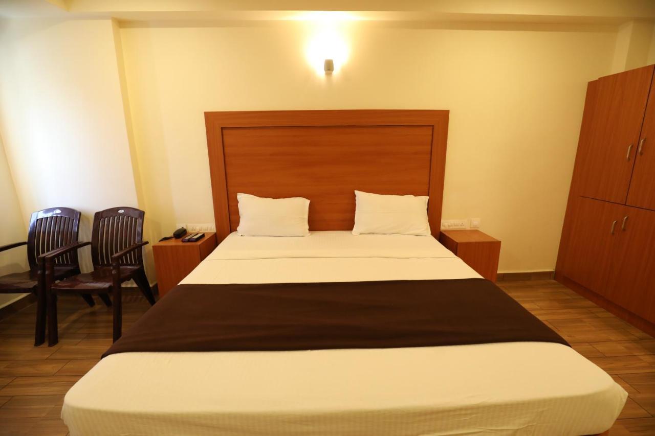 מדוראי Hotel Rydham מראה חיצוני תמונה