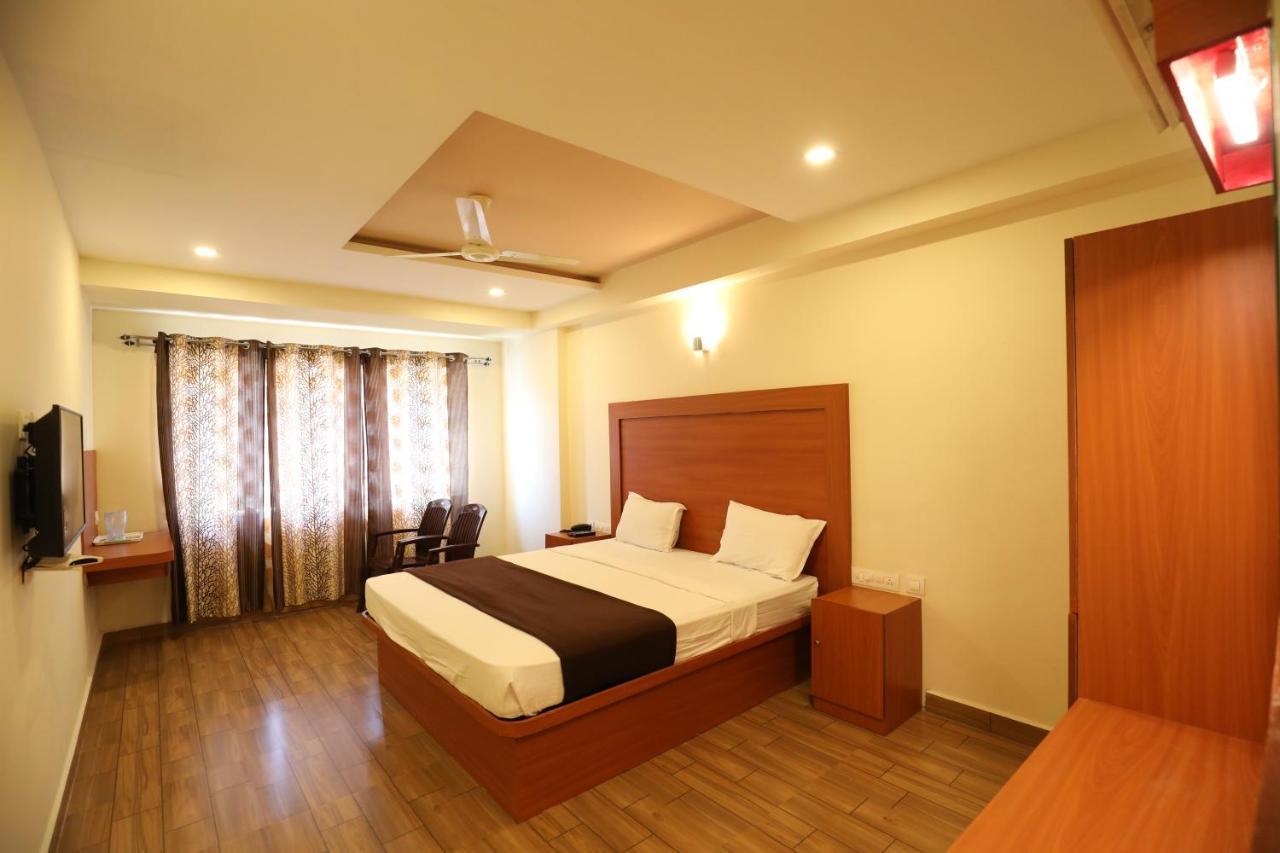 מדוראי Hotel Rydham מראה חיצוני תמונה