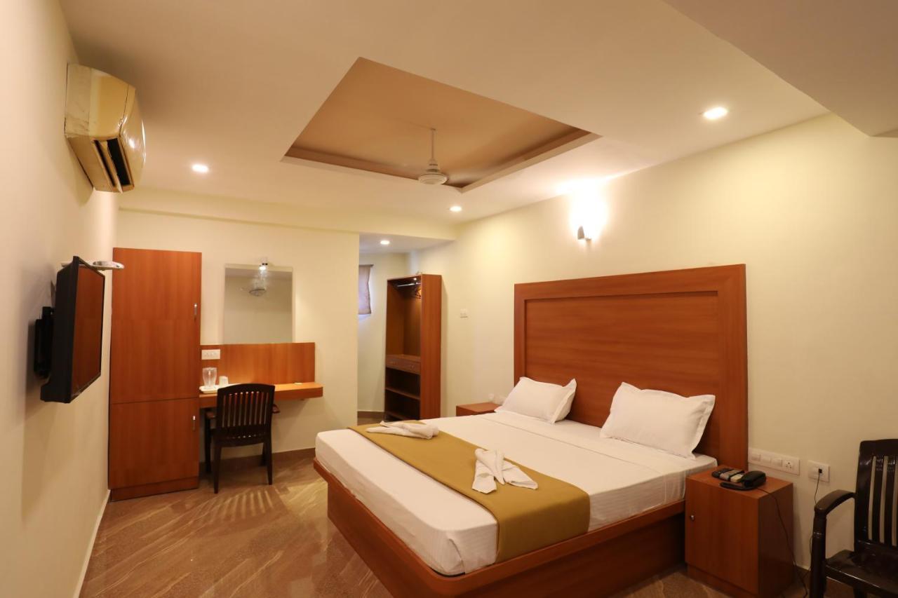 מדוראי Hotel Rydham מראה חיצוני תמונה
